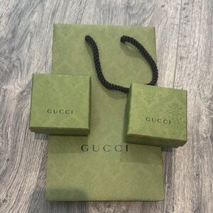Gucci Green gift bag/boxes Set